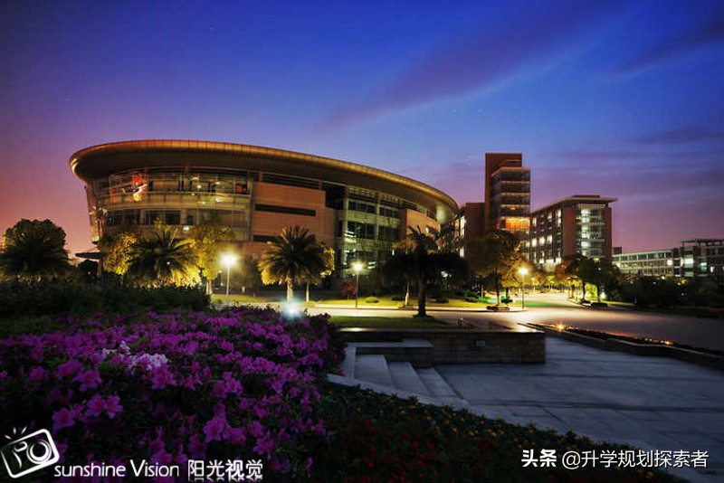 浙江服装设计最好的大学,浙江纺织服装职业技术学院就业怎么样