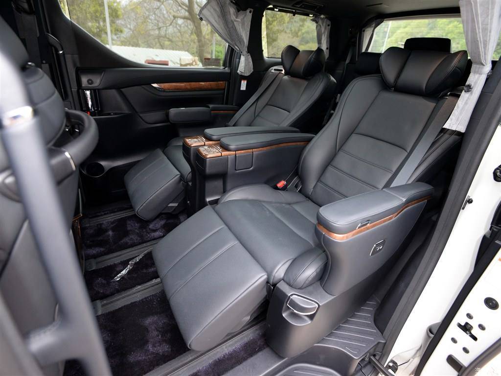 汽车真皮座椅保养大全,汽车真皮座椅用什么保养最好