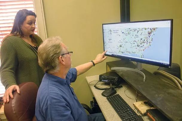 走近神奇的电波世界|业余无线电爱好者使用新旧技术在全球通联