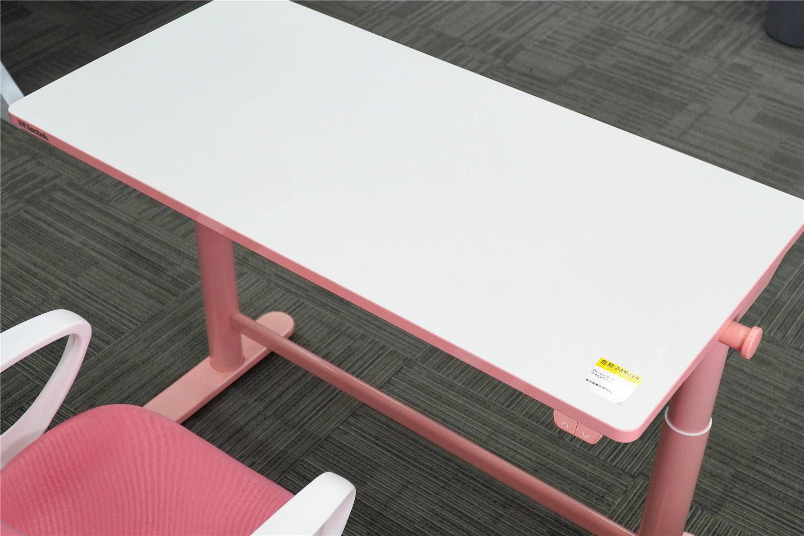 乐歌ec1学习桌安装,乐歌升降桌ec1怎么样