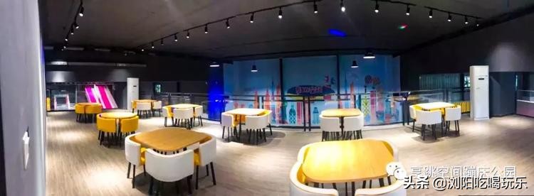 蹦床馆网红滑梯室内,旱雪滑梯蹦床公园