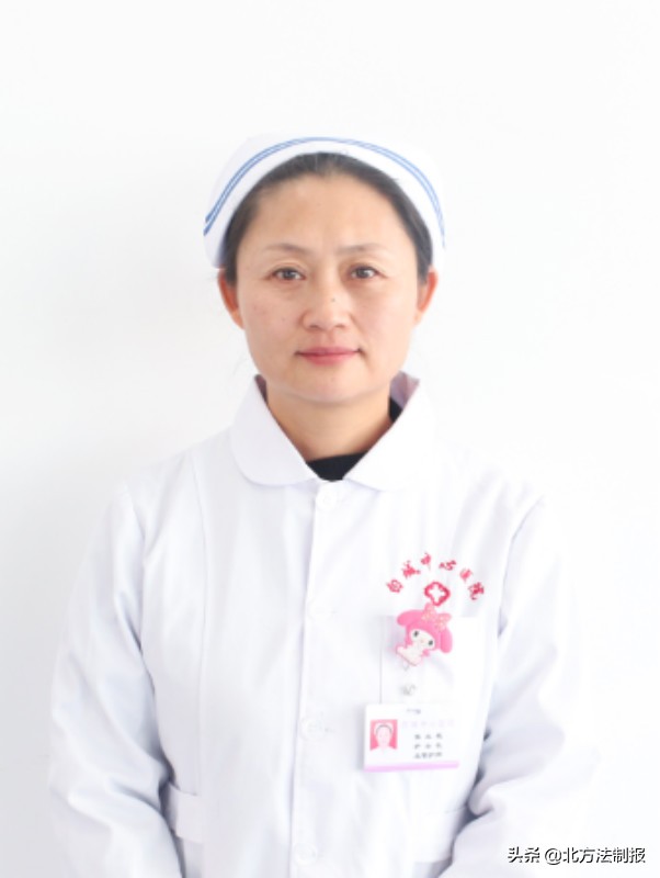 看不清你的脸，但我记得你精心照顾我的样子