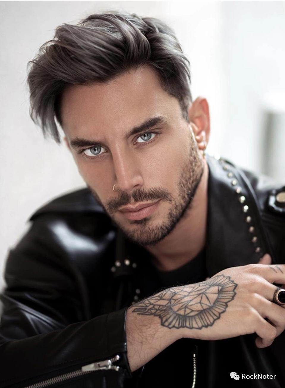 男士商务发型2021流行发型,男士发型2021流行发型烫发