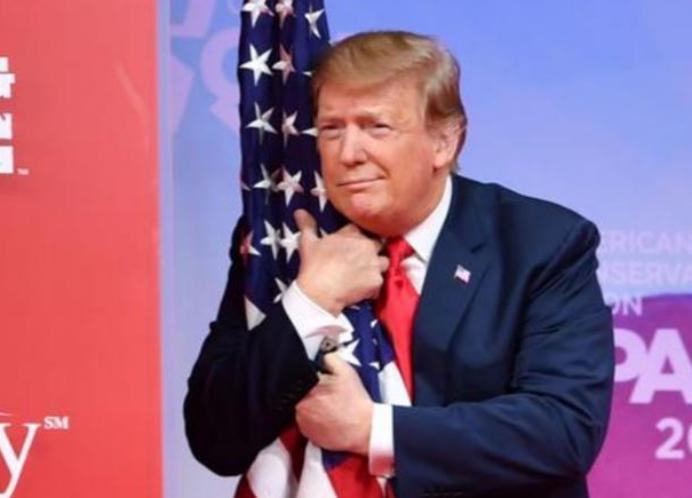 一群自私“乡巴佬”！多伦多爆发“反*锁封**”抗议，加拿大官员发飙