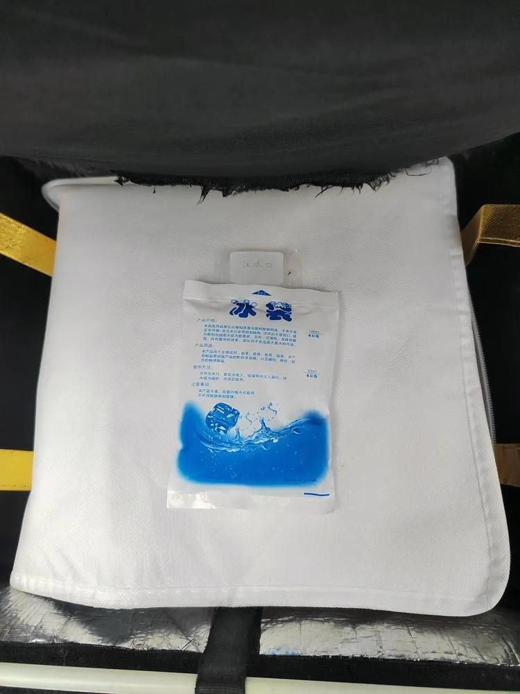 蛋糕外卖骑手怎么配送,一般外卖生日蛋糕怎么配送啊