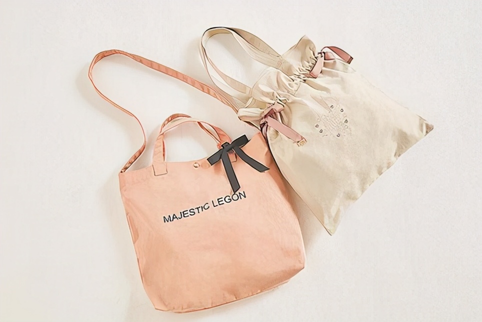 初春必买的几款包包简直美哭啦,初春最实用包包品牌