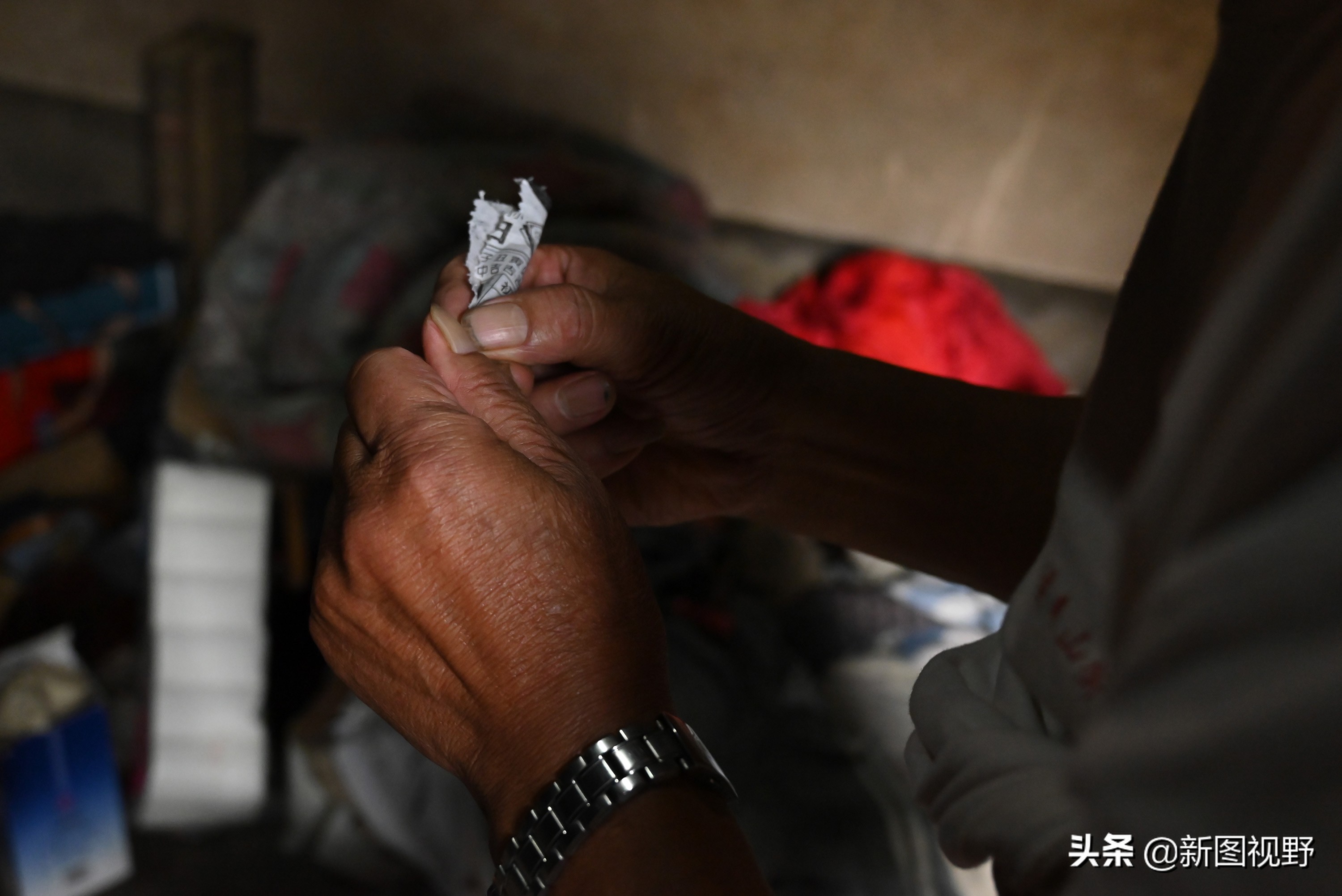 100岁爷爷一日三餐,100岁的爷爷长寿秘诀