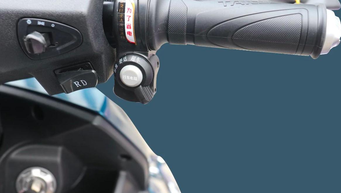 台铃新出48v能跑多远,台铃小刀哪个续航长