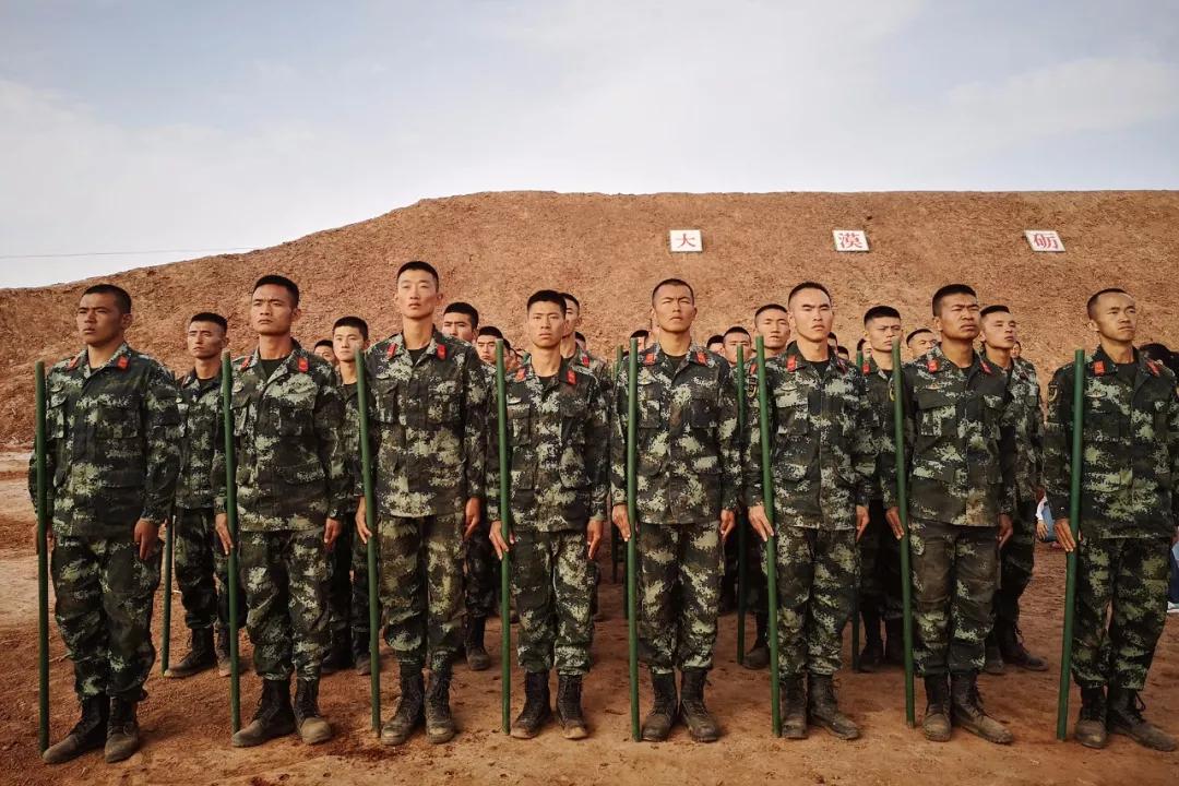 中国*警武**！是时候上头条了