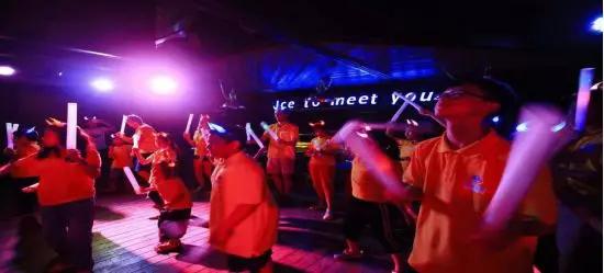 黄山夏令营军训收费价格表,新安晚报黄山夏令营