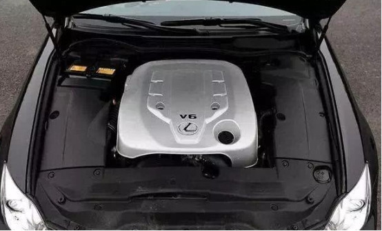 同样2.5的排量四缸和六缸的区别,2.5四缸和2.5六缸哪个快