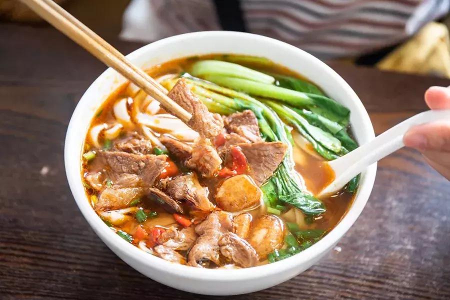 恰了17家湖南米粉，拼出这张上海嘬粉地图（上）