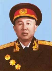 55年授衔时大将和上将哪个级别高,55年授衔中将什么标准