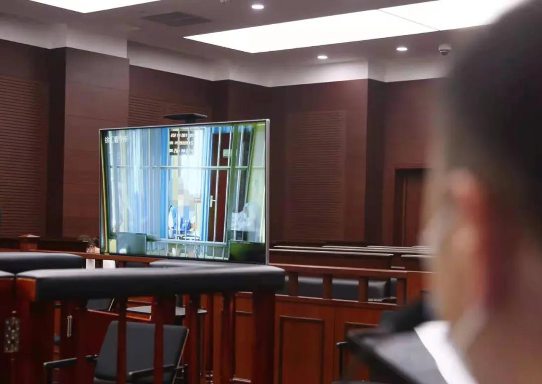 现实版“局中局”！借卡给同事转移赃款，男子起贪念“截胡”！结果