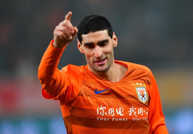 不惧鲁能高度！中国“轰炸机”遇韩国“轰炸机”两队身高成看点