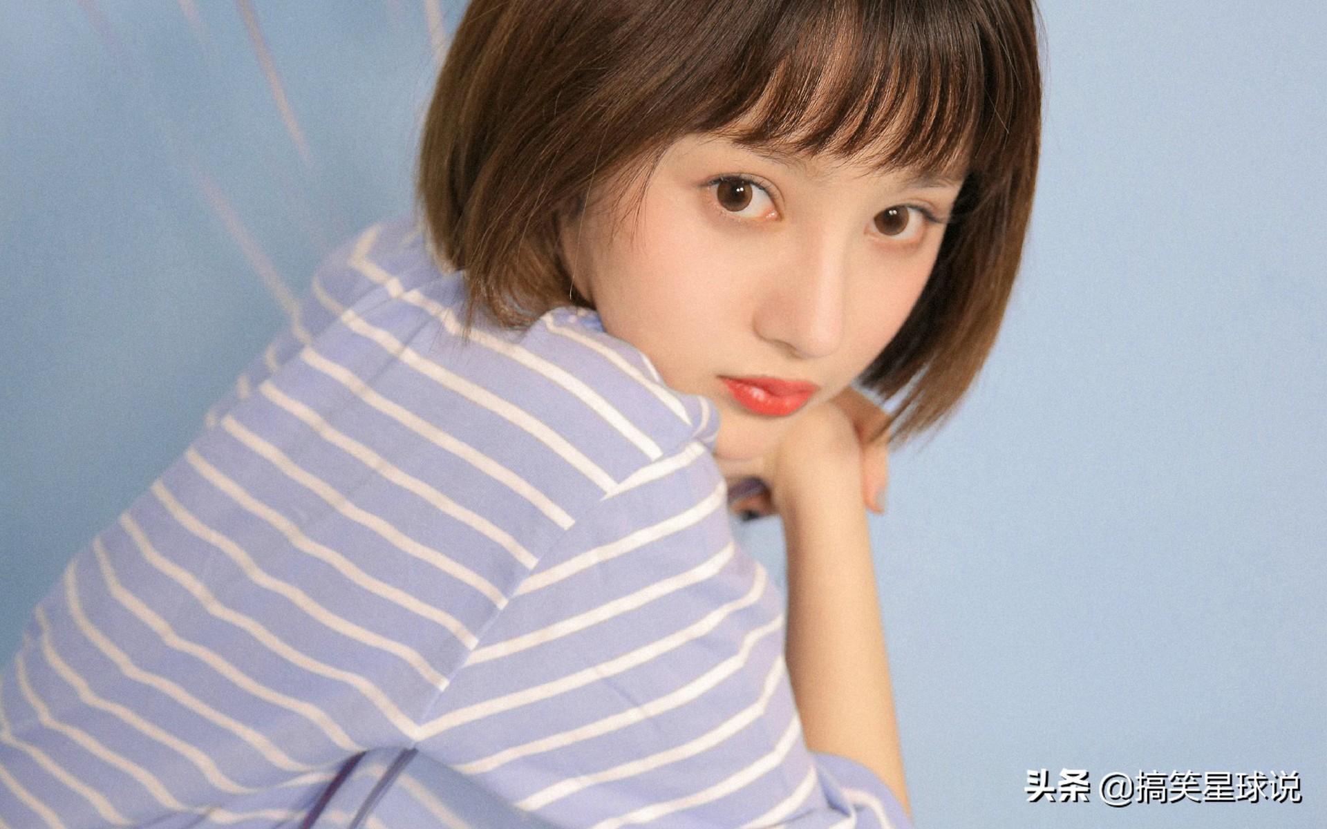 学校不让送外卖进学校,高中毕业学生送外卖被班主任看见