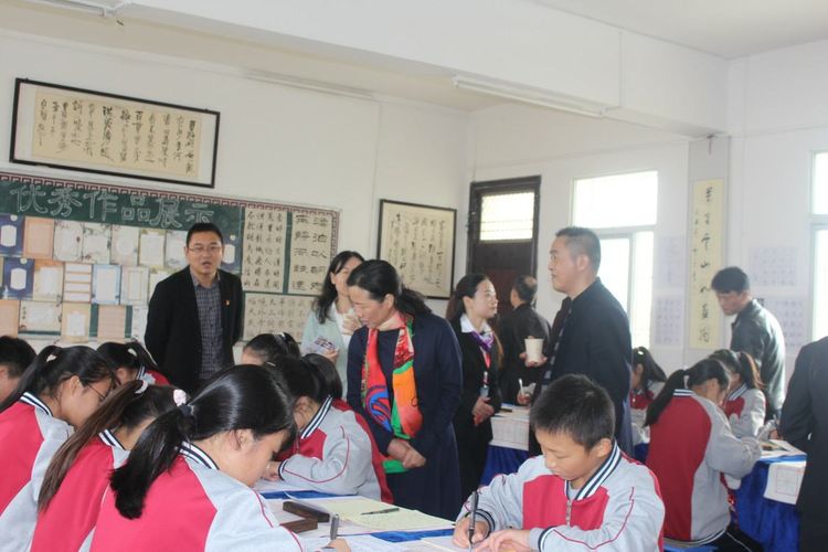 镇安县初级中学放飞梦想,淄川中学放飞梦想活动