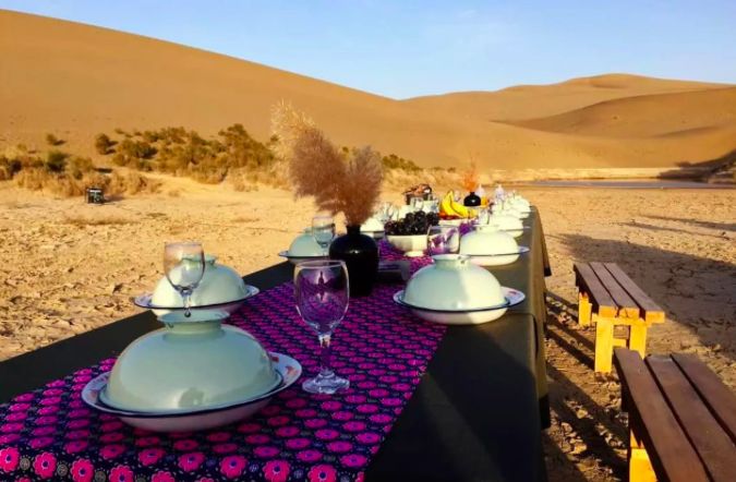 民宿365近期10家大热的极简民宿,西北风格民宿