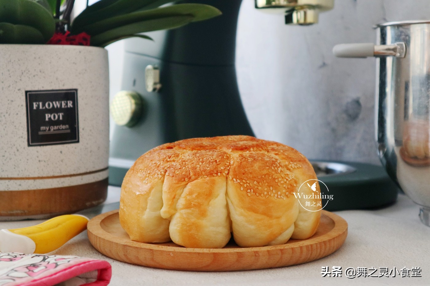 制作面包在家里不用电饭煲怎么做,面包不用烤箱也不用电饭锅怎么做