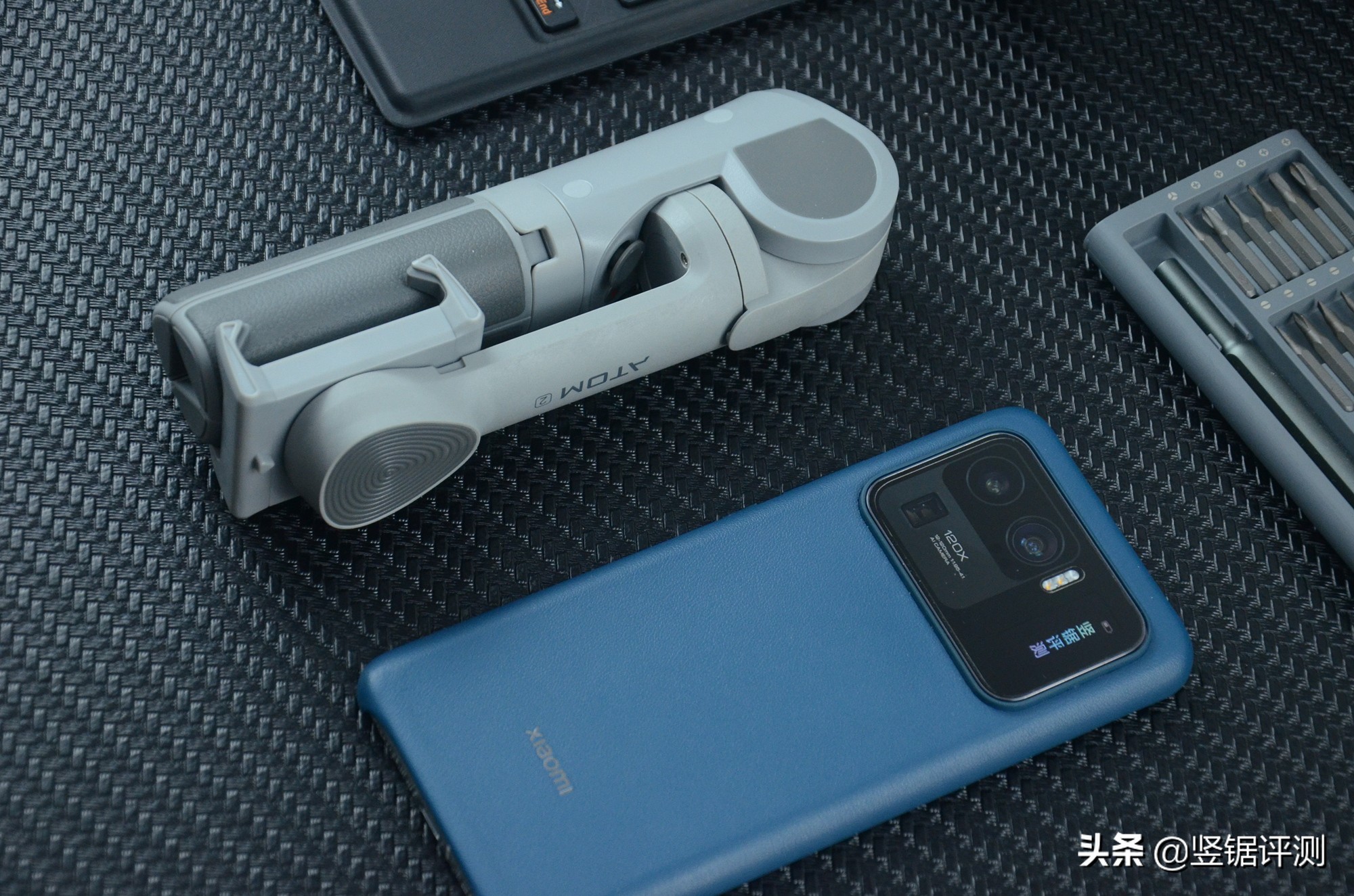 便携三轴折叠稳定器,能支持折叠屏的手机稳定器