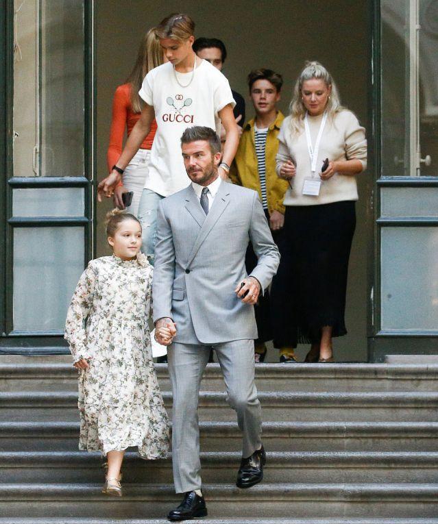 贝克汉姆一家宠小七,超级奶爸贝克汉姆和小七公主