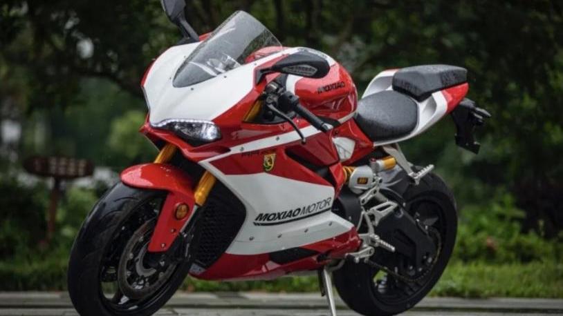 摩枭500rr为什么不是四缸车,摩枭500rr尊贵版和赛道版区别