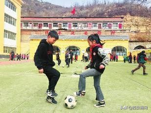延安这所乡镇小学为啥能走出这么多足球队员？