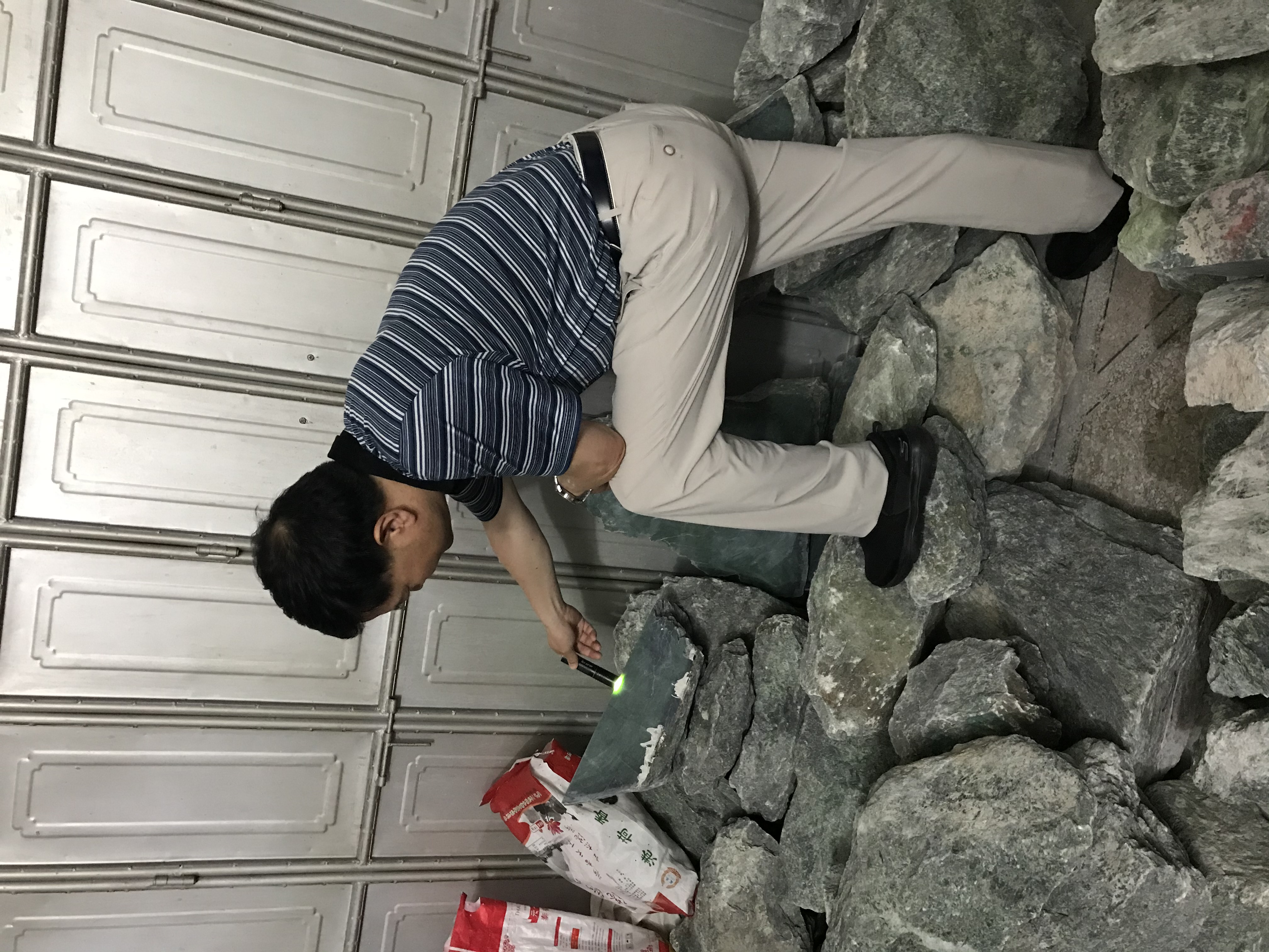 阿富汗碧玉有收藏价值吗,阿富汗碧玉俄料碧玉