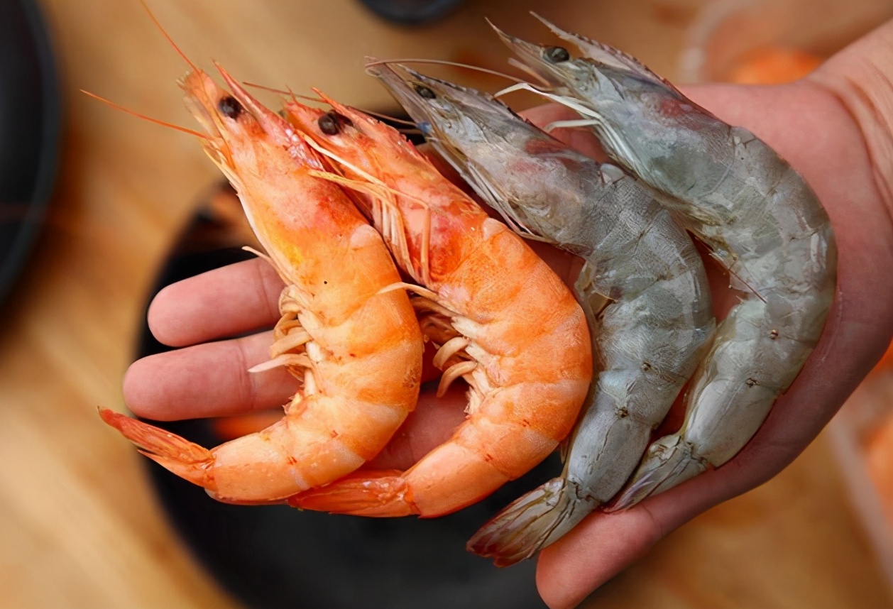 买大虾怎么挑选直的好还是弯的好,买大虾怎么冻好