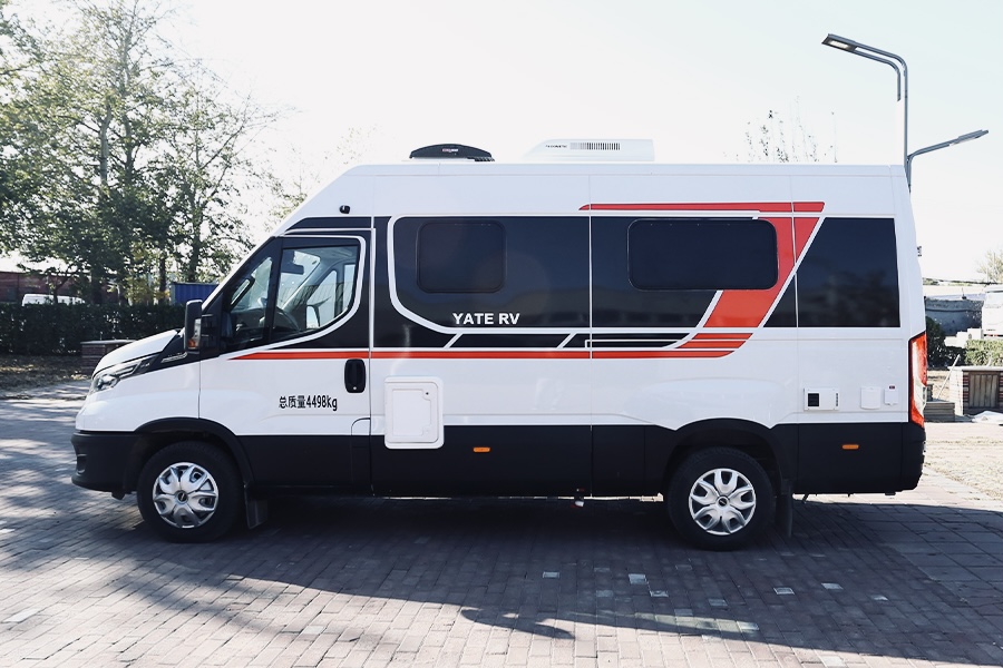 亚特NAJA进口依维柯底盘B型房车亮相,不仅仅是换了底盘