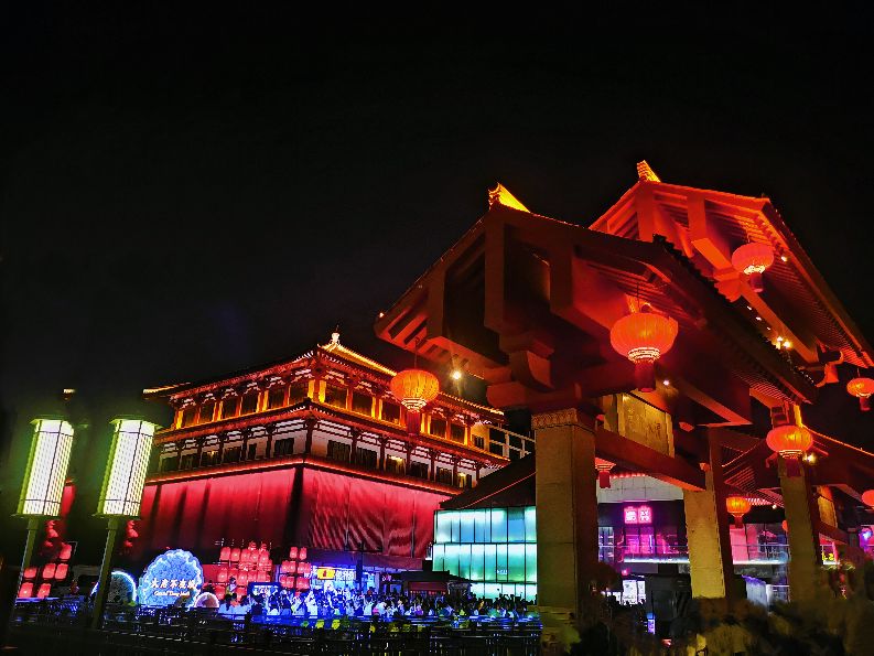 大唐不夜城夜景手机拍摄,大唐不夜城手机能拍出什么效果