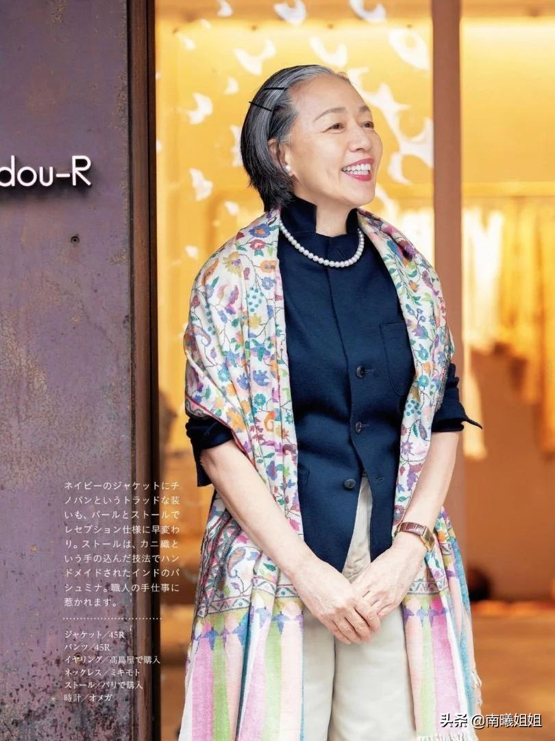 40到60岁老人这样穿减龄又显瘦,这位奶奶的搭配太显年轻了