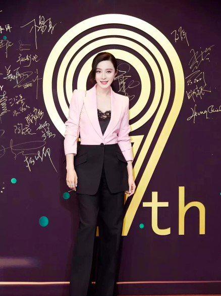 范冰冰首款面膜香港遭疯抢，价格却令网友大感意外