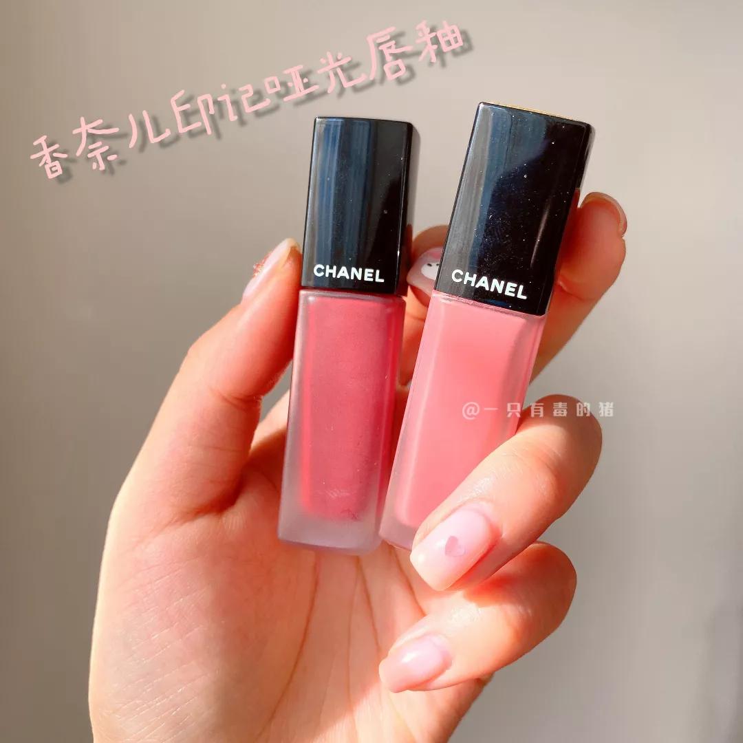 来看看闺蜜的化妆包,姐妹们的化妆包