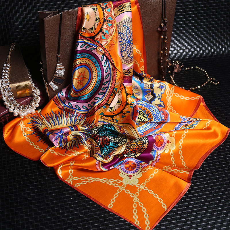 章子怡戴的迪奥围巾,章子怡爱马仕丝巾