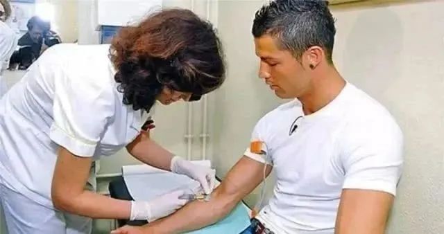 干细胞名人案例,造血干细胞移植成功的名人