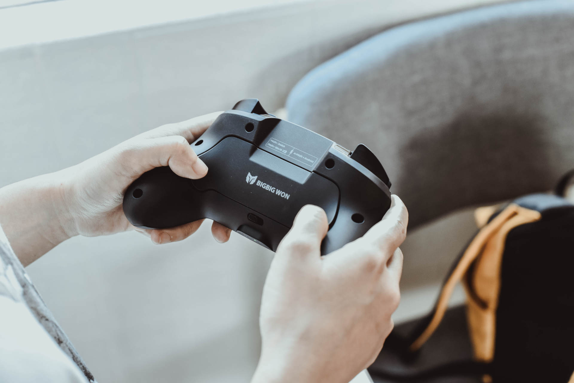 从新手到物理开挂，宏录制+6轴陀螺仪，BIGBIGWON游戏手柄体验