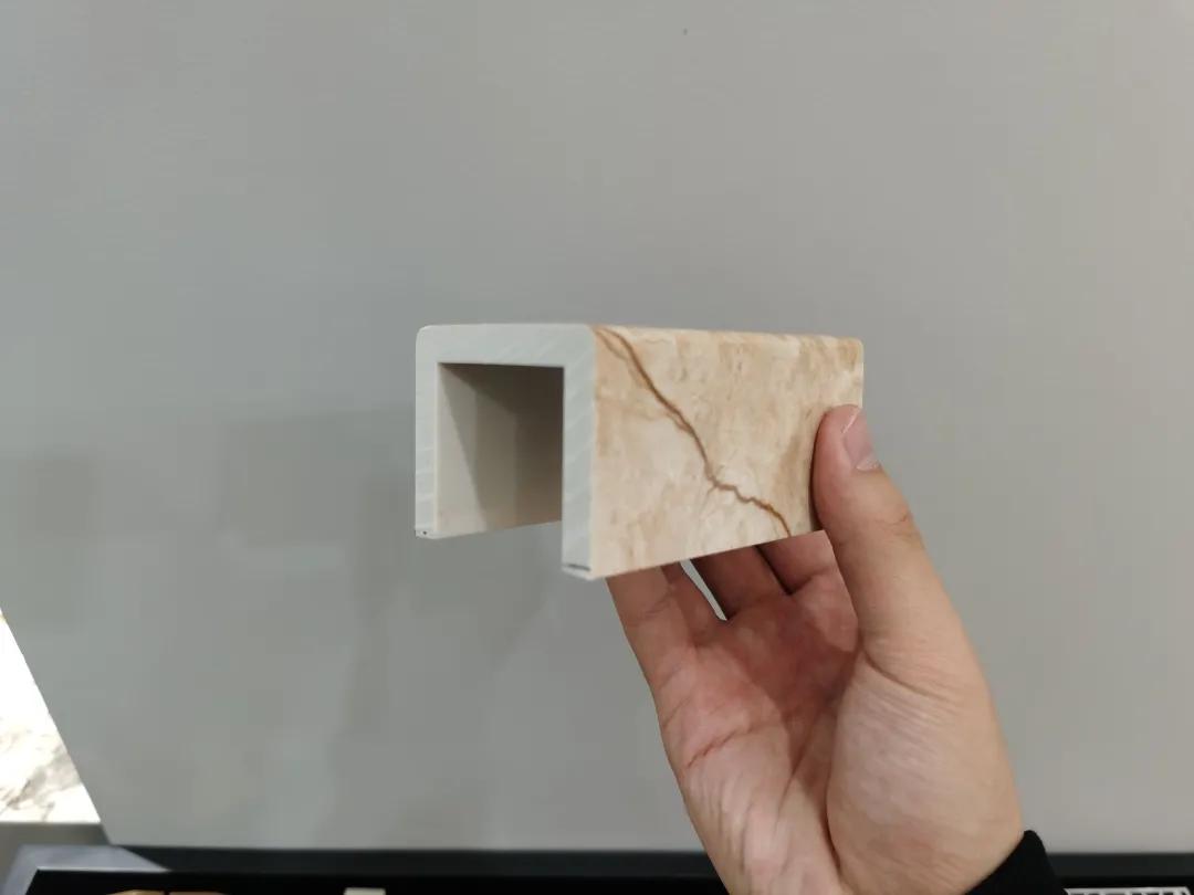 冬季洗澡淋浴房好用吗,家庭淋浴房冬天洗澡冷不冷