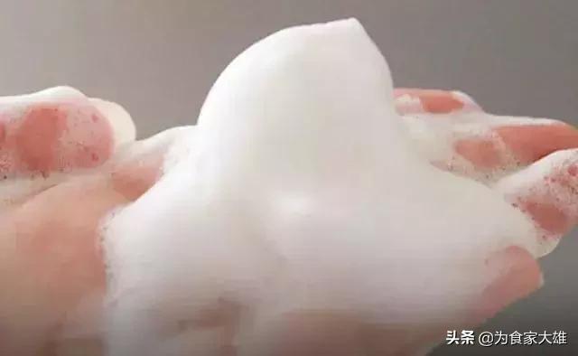 改正这5个习惯！再也不担心脸蛋被化妆品淹坏