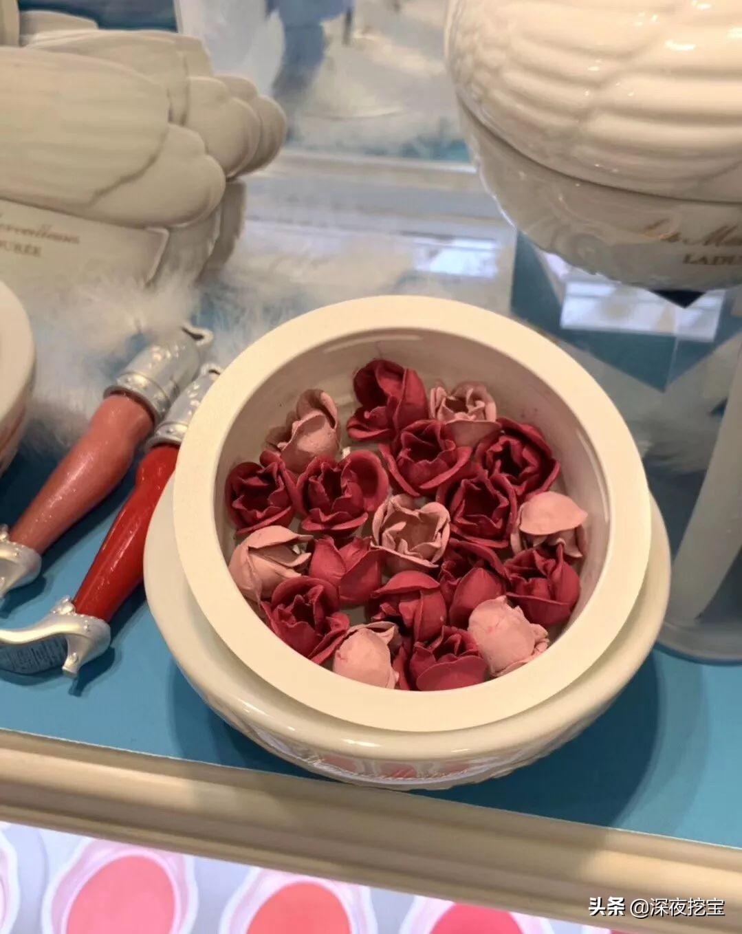 圣诞限定彩妆排行榜第一,盘点大牌彩妆圣诞限量版