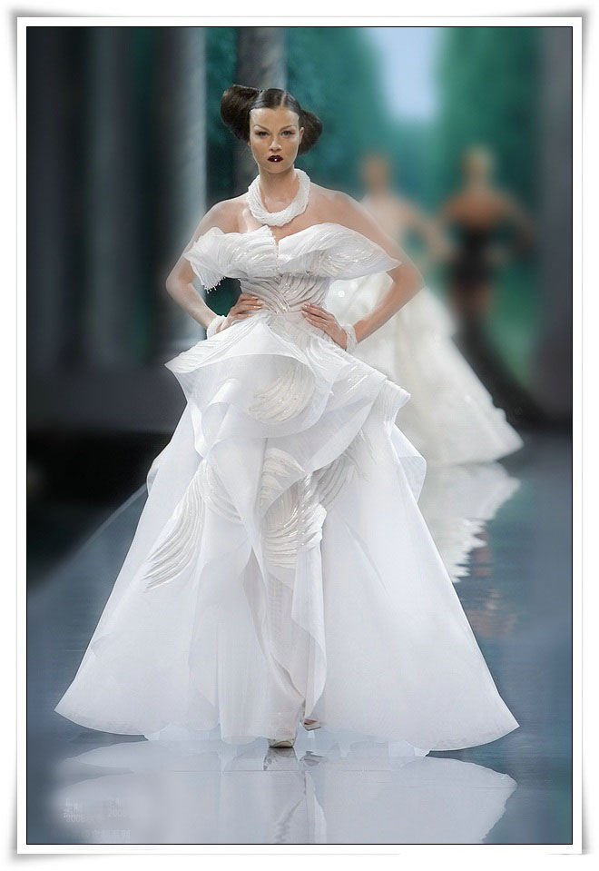 女人要知道迪奥的口红最好,dior迪奥女装上衣