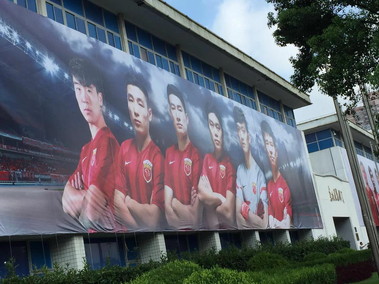 克总精彩对战,球迷访谈