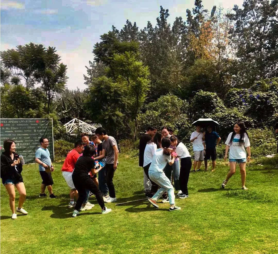 鏄撳寤虹瓚璁捐,鏄撳璁捐鍏徃