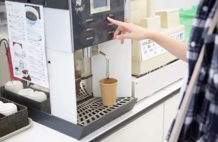 细思极恐，“变态”的日本便利店