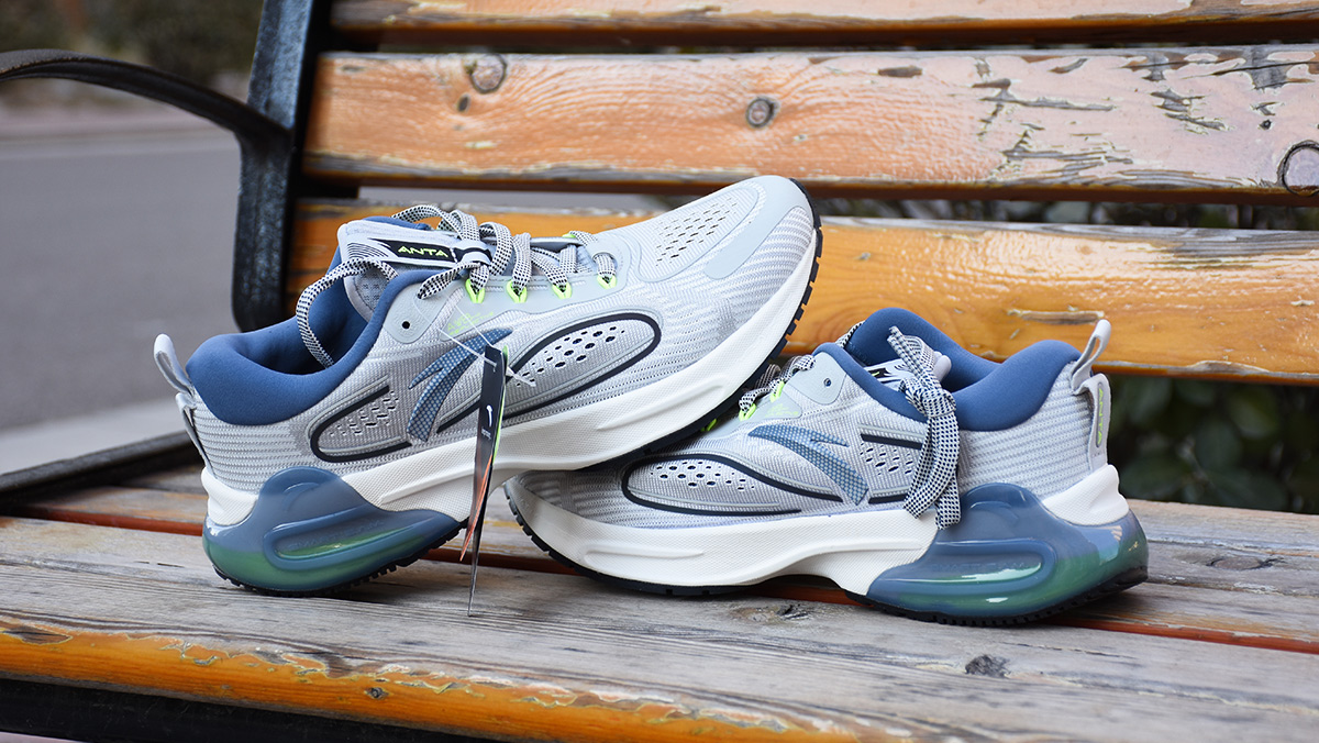 黑科技跑鞋,安踏缓震跑鞋测评