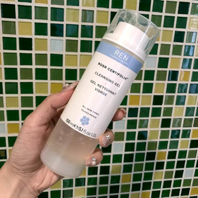 洗面奶怎么选泡沫少的牌子,如何选一款好用的洗面奶