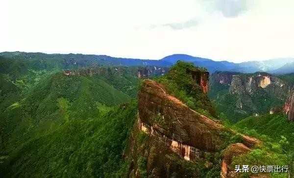 云南十大红色旅游景点都有哪些,云南西双版纳有哪些景点值得去玩