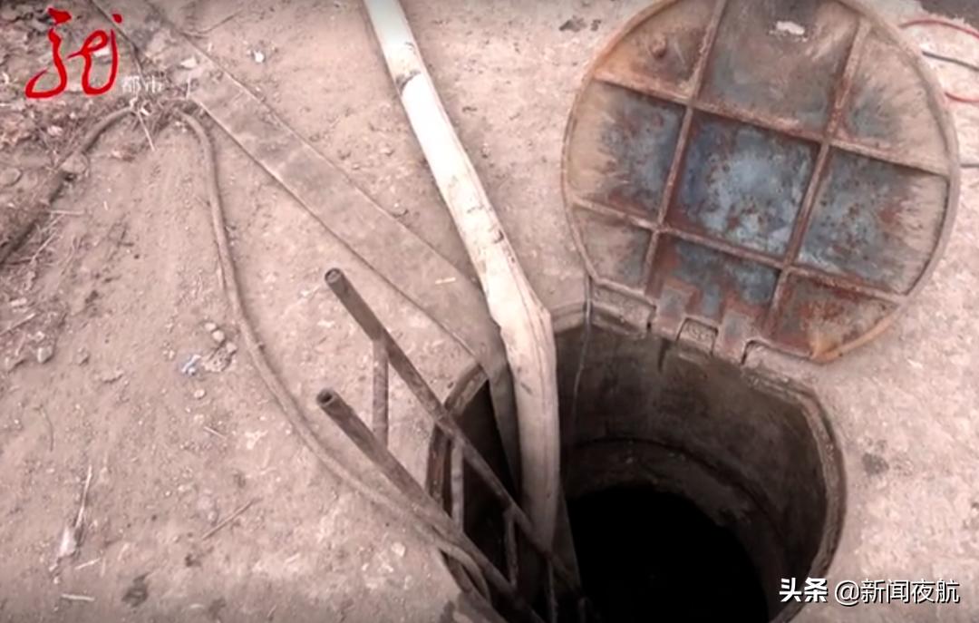 自来水中有黑色杂质，原来是管道多年结的污垢！相关部门已进行管道清洗工作！