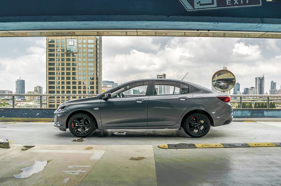 科沃兹跟新科沃兹的区别,新科沃兹手自一体