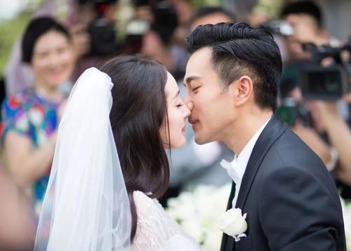 杨幂离婚后频秀厨艺,十足贤妻良母范儿,刘恺威却吃不到了